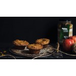 Apple and raisin muffins