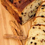 Oatmeal and Raisin Breakfast Bread